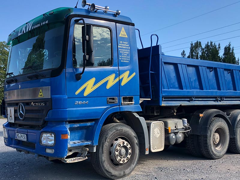 Leistungen von LKW-Transport und Baustoffhandel DEBOLA GmbH & Co. KG in Schkopau/ OT Ermlitz